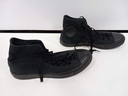 Converse Chuck Taylor Shoes 10.5 M/12.5 W image number 1