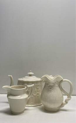 I. Godinger & Co. Embossed Tea Pot with 2 Creamers 3pc Ceramic Ivory White