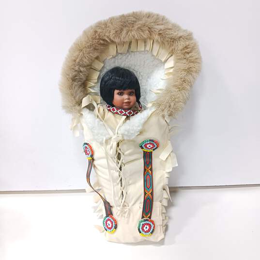 Bundle of Assorted Native American Dolls with Accessories image number 5