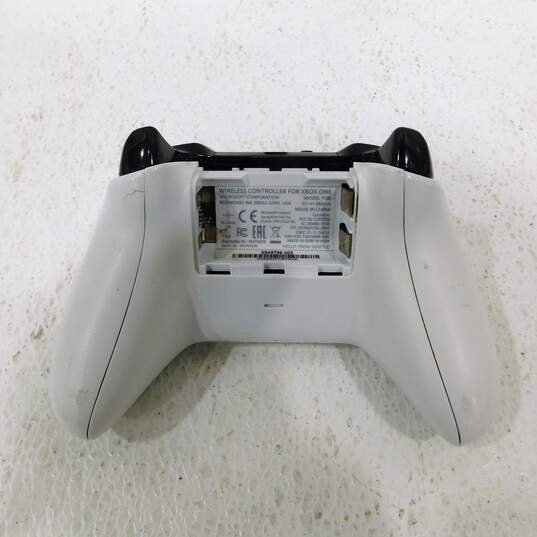 Xbox one Wireless controller image number 2