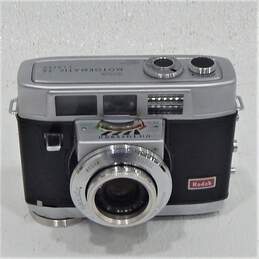 Kodak Eastman Motormatic 35 Camera W/ Case & Kodalite IV Flash UNTESTED alternative image
