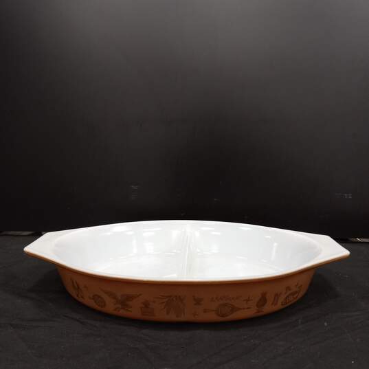 Early American by PYREX 3 Oval Divided Vegetable Bowls image number 2