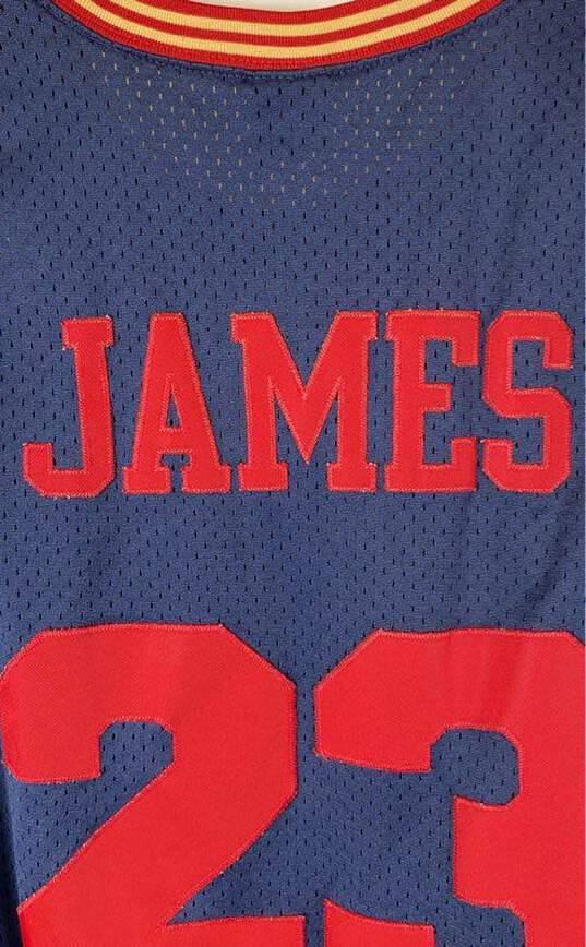 Nike Cavaliers James # 23 Jersey - Size Large image number 8