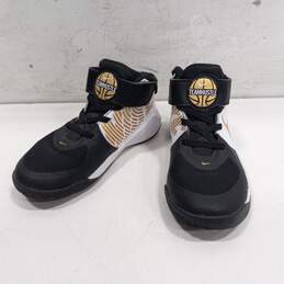 Nike Kids' Black White and Gold Sneakers Size 13C alternative image