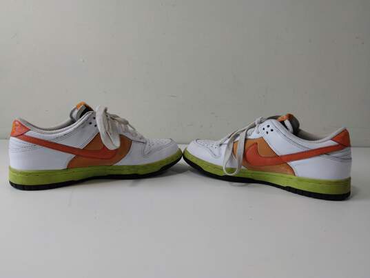 Nike Women's Dunk Low Orange Blaze Shoes Size 7 image number 4