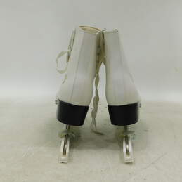 Jamie Sale David Pelletier White Leather CCM Pirouette Women's Size 5 Ice Skates alternative image