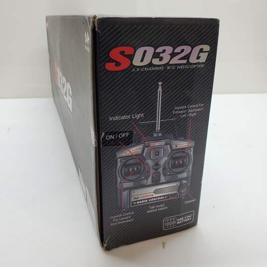 Gyro Syma S032G 3.5 Channel R/C Helicopter Untested image number 3