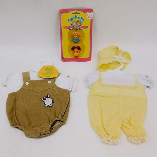 Vintage Cabbage Patch Kids Clothing Magnets NIB image number 1