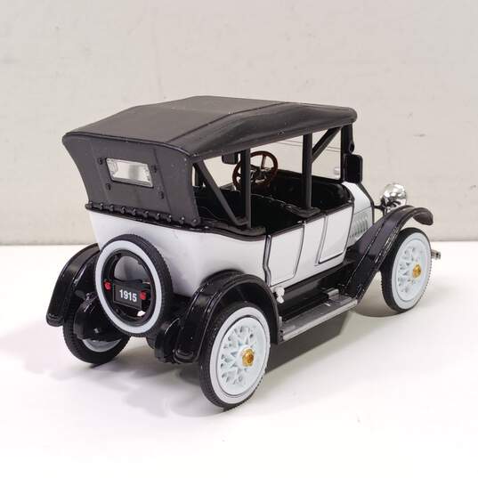 1915 Chevrolet Five-Passenger Baby Grand 1/32 Scale Collectible Car image number 3