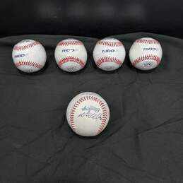 Bundle of 5 Signed Rawlings Baseballs alternative image