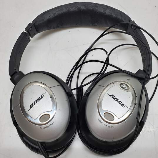 Bose QuietComfort 15 Headphones For Parts/Repair image number 1