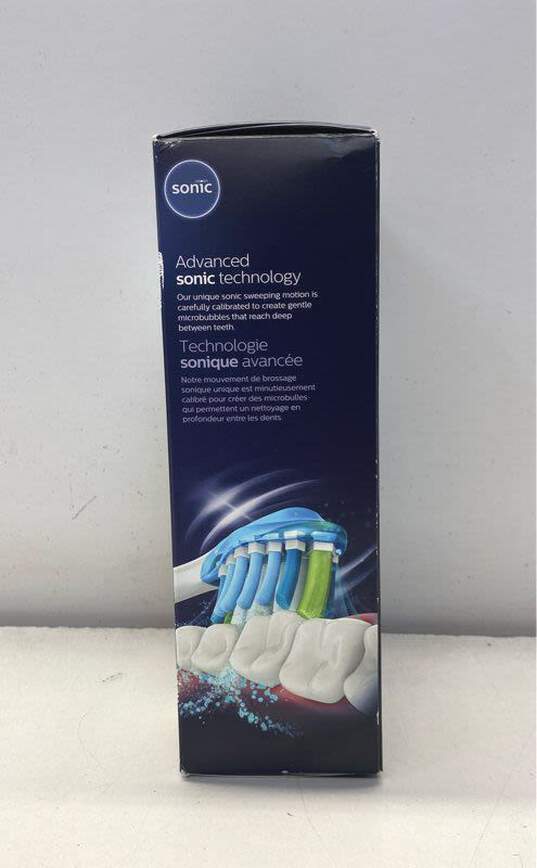Philips Sonicare 7500 ExpertClean Electric Toothbrush image number 4