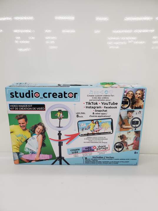 Studio Creator Video Kit Green Screen LED Ring Light Tripod & Selfie Creator Used image number 1