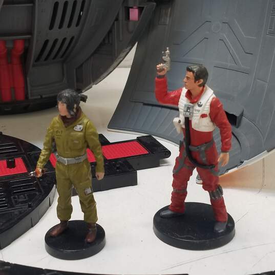 Hasbro Star Wars BB8 Figure With Characters image number 3