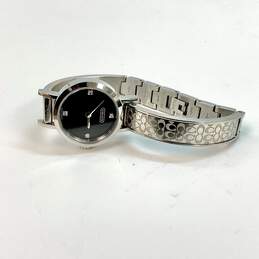 Designer Coach Silver-Tone Stainless Steel Round Quartz Analog Wristwatch alternative image