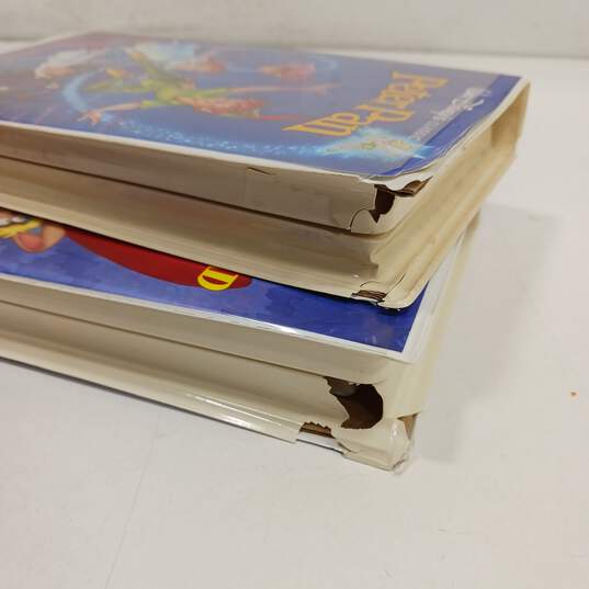 Bundle of Thirteen Assorted Disney VHS Tapes image number 10