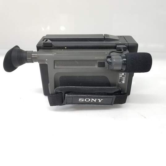 Sony CCD-M8u Video 8 Camcorder Untested P/R image number 5