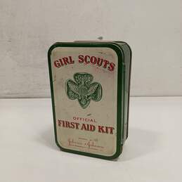 Vintage Johnson & Johnson Girl Scout Official First Aid Metal Kit