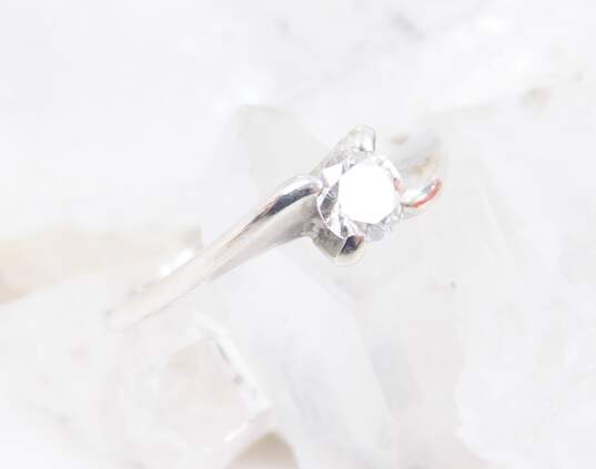 14K White Gold 0.36 CT Round Solitaire Diamond Ring 2.1g image number 3