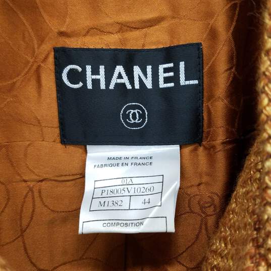 Buy the AUTHENTICATED Chanel Light Orange Tweed Suit Jacket and Scarf Size  44