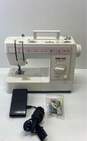 Baby Lock Companion 1550 Sewing Machine image number 1