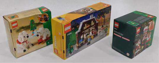 LEGO 40571 Polar Bears, 40602 Market Stall, 40642 Gingerbread Ornaments (3) image number 2
