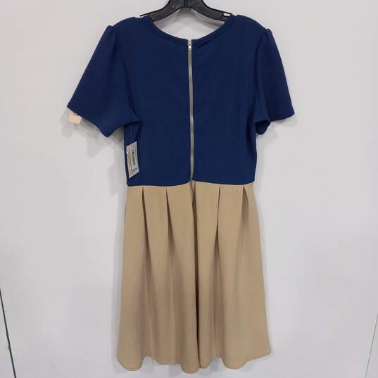 Women's LuLaRoe Amelia Blue & Beige Dress Size L NWT image number 2
