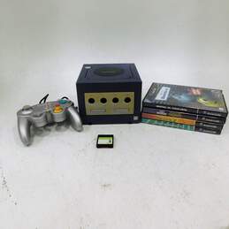 Nintendo Gamecube w/4Games and controller monsters inc.