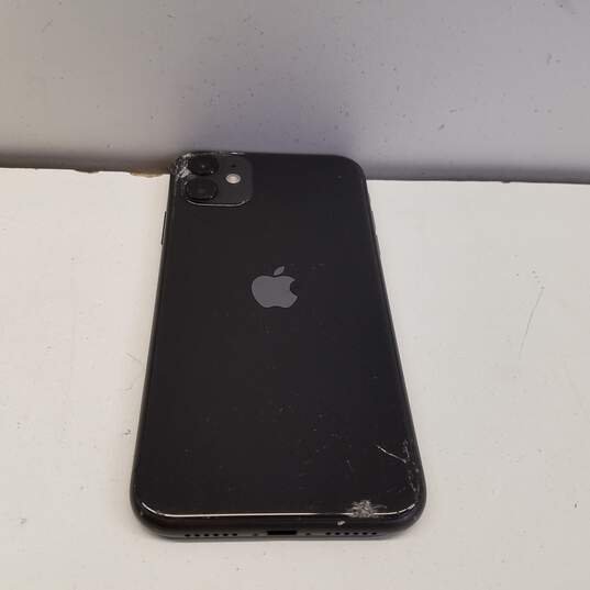 Apple iPhone 11 (Gray) For Parts Only image number 6