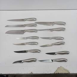 Bundle of Chicago Cutlery Knives In Various Shapes & Sizes