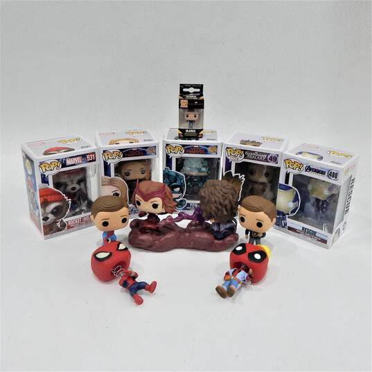 Funko Pops Captain Marvel Guardians Of The Galaxy Avengers End Game Spiderman Deadpool image number 1