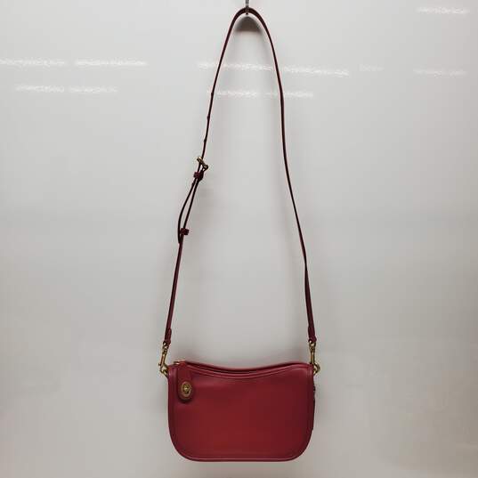 Coach Swinger Leather Crossbody Clutch w/ Chain Red Apple C5812 image number 2