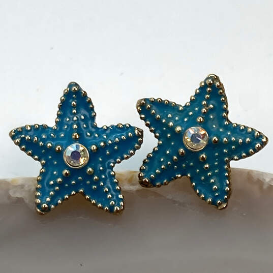 Designer Betsey Johnson Gold-Tone Blue Rhinestone Starfish Stud Earrings image number 2