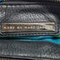 AUTHENTICATED Marc Jacobs Black Leather Handheld Bag image number 6