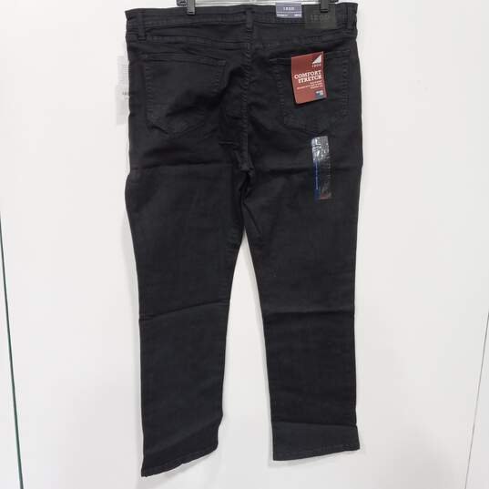 Izod Relaxed Fit Comfort Stretch Jeans Men's Size 38x32 image number 2