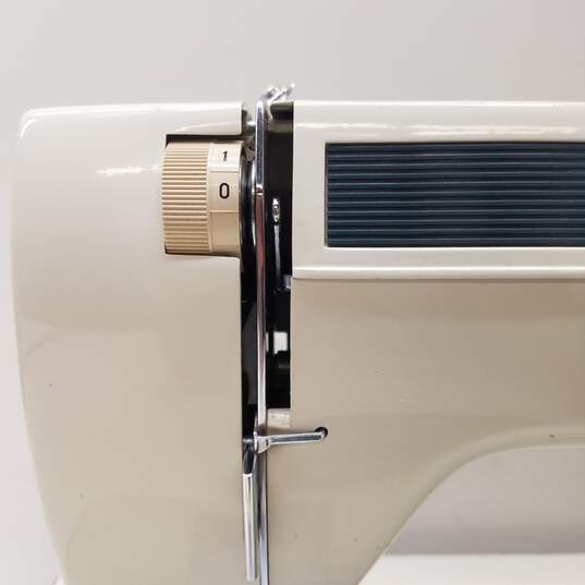 Brother Pacesetter XL791 Sewing Machine image number 8
