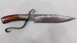 Stainless 440 Knife with Ornate Handle & Sheath