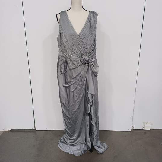 Adrianna Papel Women's Gray Sleeveless Maxi Dress Size 16W NWT image number 1