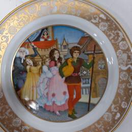 4PC Bundle of Franklin Porcelain The Grimm's Fairy Tales Collector Plates alternative image