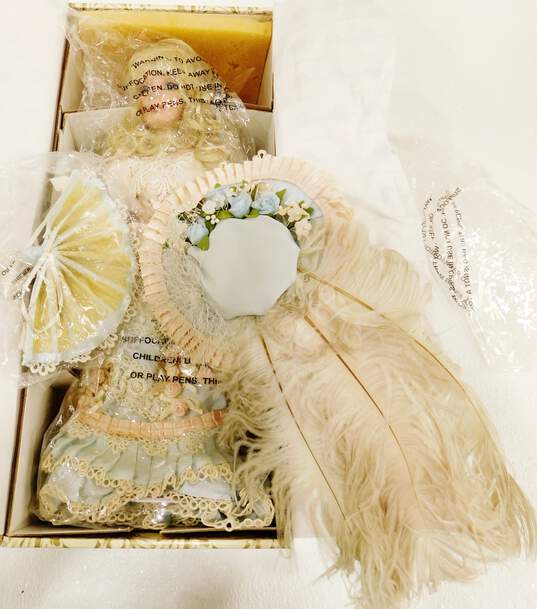 Welden Museum Collectibles Queen's Court Porcelain Doll Gabriella Mary Benner image number 2