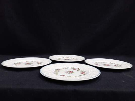 Bundle Of 4 Argyle Wedgwood Patrician Dinner Plates image number 2
