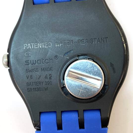 Designer Swatch Blue Black Water Resistant Analog Quartz Wristwatch image number 4