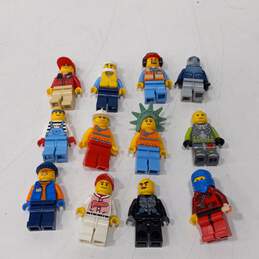 Lego Mini Fig Assorted Bundle alternative image
