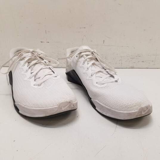 Nike Metcon 5 White Black Athletic Shoes Men's Size 12 image number 3