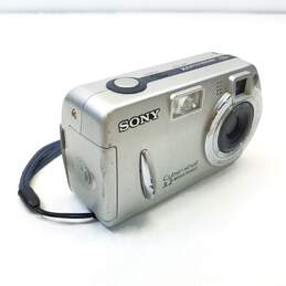 Sony Cyber-shot DSC-P32 3.2MP Digital Camera