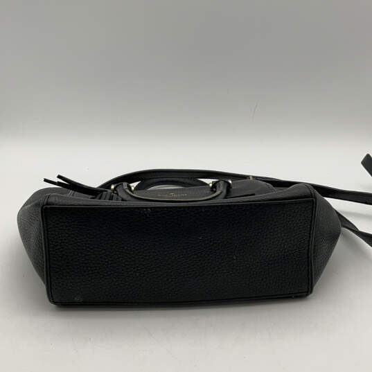 Womens Black Leather Tassel Outer Pockets Adjustable Strap Satchel Bag image number 3
