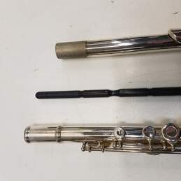 Artley 18-0 Silver Flute with Case alternative image