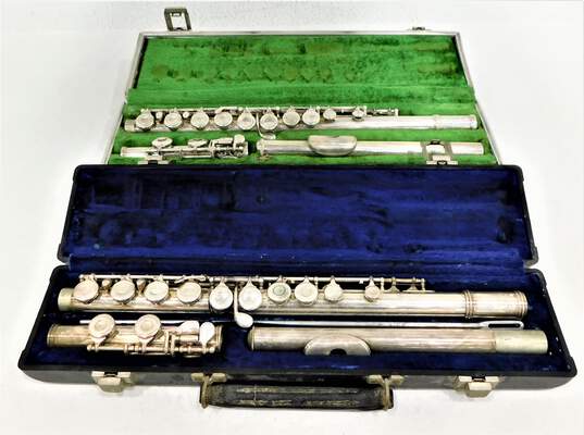 VNTG Gemeinhardt and Rampone Brand Flutes w/ Cases and Accessories (Set of 2) image number 1