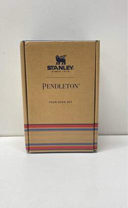 Stanley X Pendleton Woolen Mills Classic Perfect Brew Pour Over Set Green