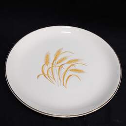 Bundle of 13 Homer Laughlin Golden Wheat White Ceramic Plates w/Gold Tone Trim alternative image